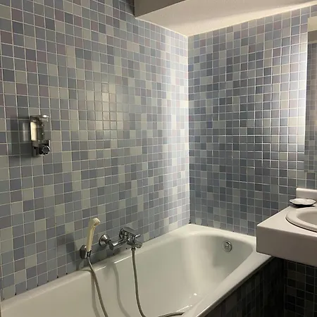 Au Cerf Hotell 3*