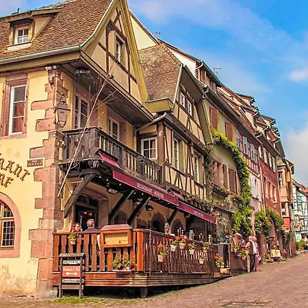 Hotell Au Cerf