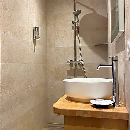 Au Cerf Hotell
