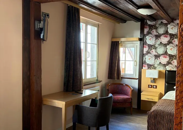 Au Cerf Hotel
